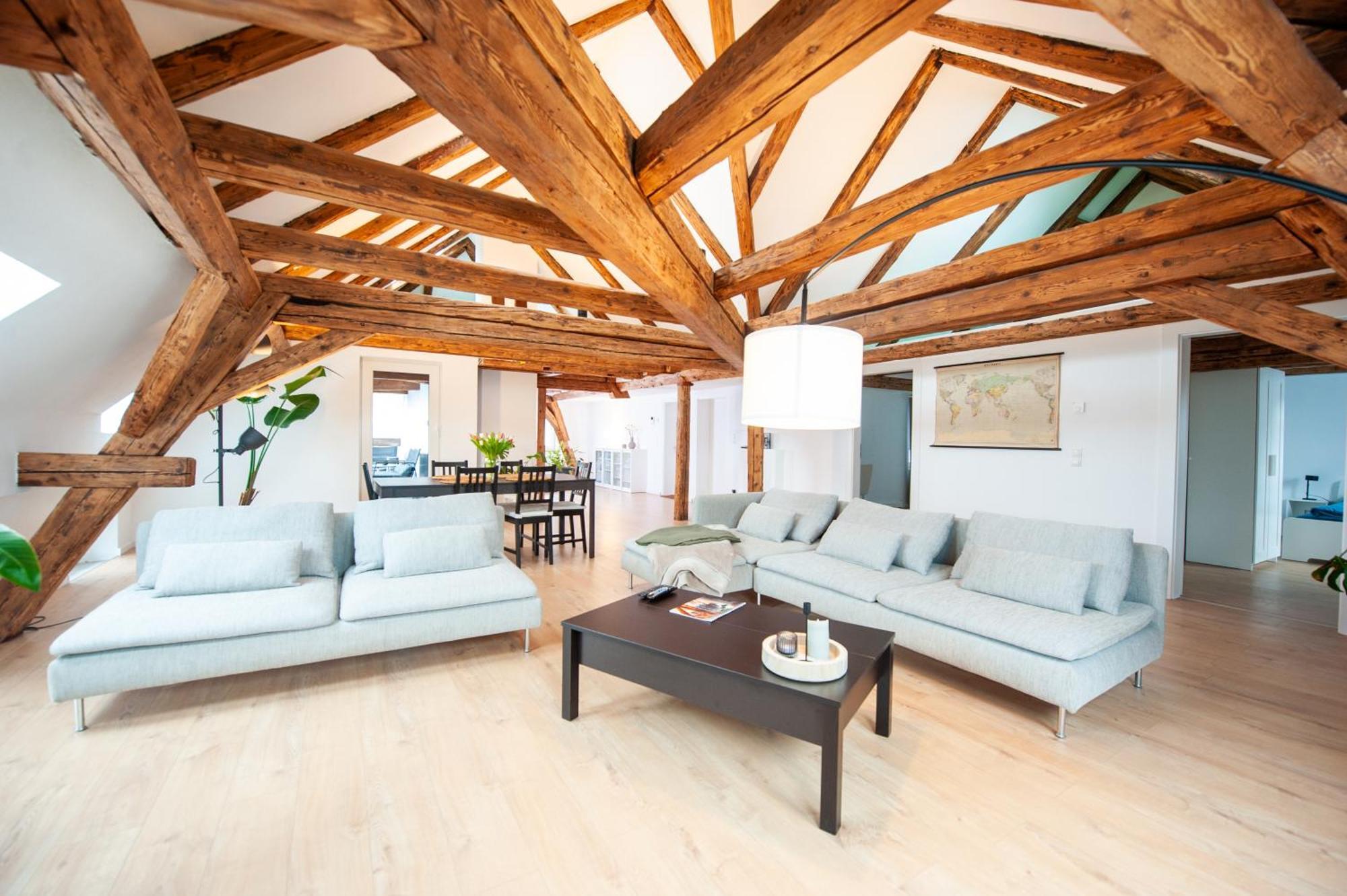 Schlossberg - Ferienwohnung Im Herzen Von Selb Esterno foto